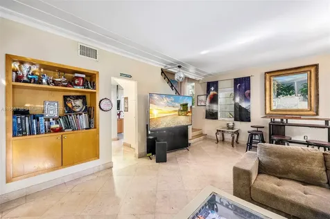 3440 N Meridian Avenue Miami Beach FL 33140