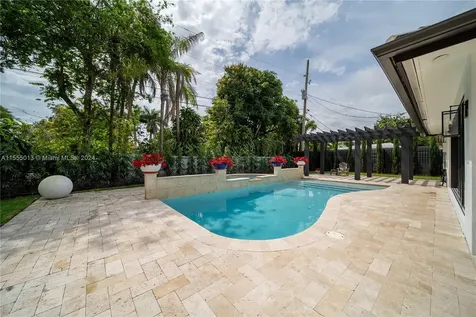 6000 SW 24th Street Miami FL 33142