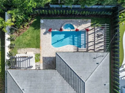 6000 SW 24th Street Miami FL 33142