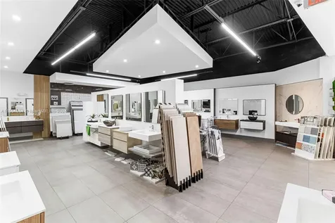 Bath Vanities/accessories And Flooring Doral FL 33122