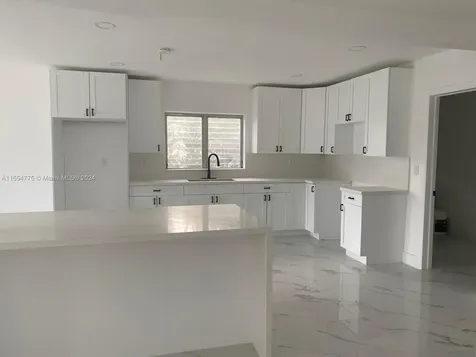 North Miami Beach FL 33162