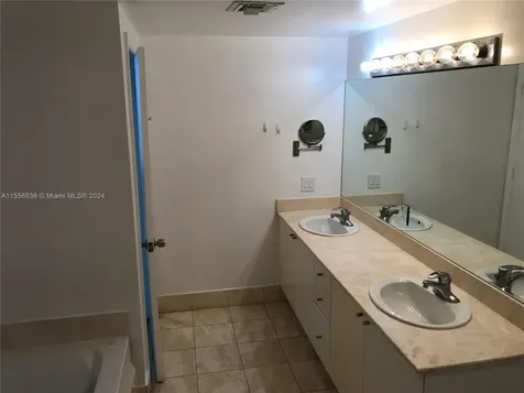 17375 Collins Avenue Sunny Isles Beach FL 33160