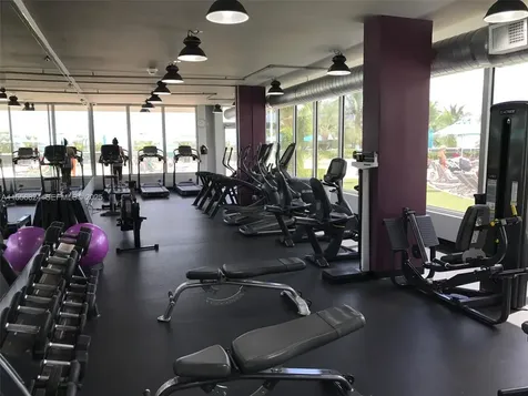 100 Lincoln Road Miami Beach FL 33139