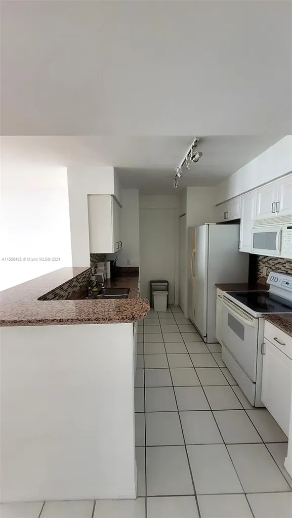 1155 Brickell Bay Drive Miami FL 33131