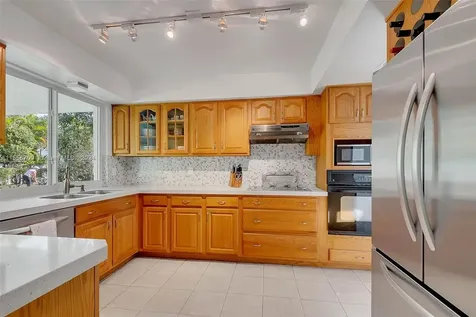 7511 SW 172nd Street Palmetto Bay FL 33157