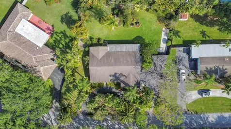 7511 SW 172nd Street Palmetto Bay FL 33157