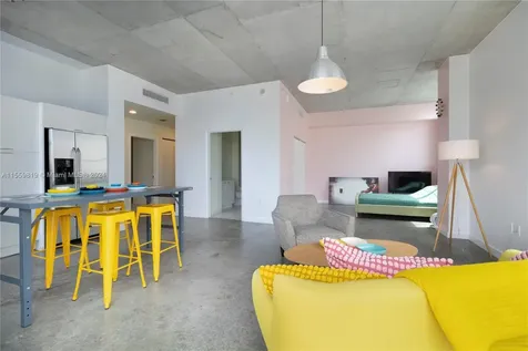 133 NE 2nd Avenue Miami FL 33132