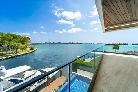 1133 Belle Meade Island Drive Miami FL 33138