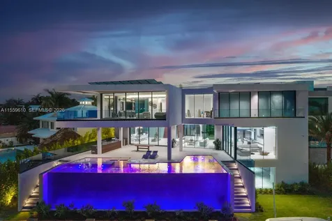 1133 Belle Meade Island Drive Miami FL 33138