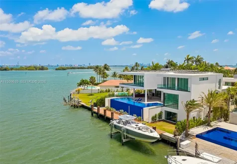 1133 Belle Meade Island Drive Miami FL 33138