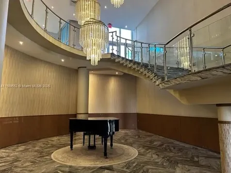 5401 Collins Avenue Miami Beach FL 33140