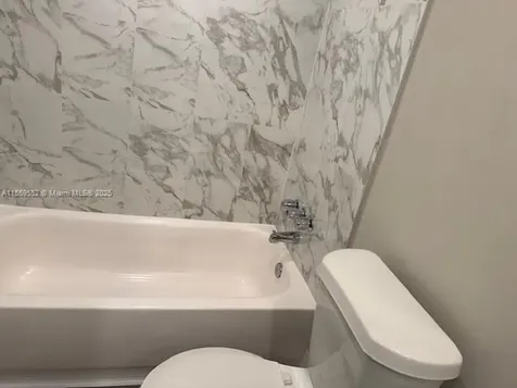 5401 Collins Avenue Miami Beach FL 33140