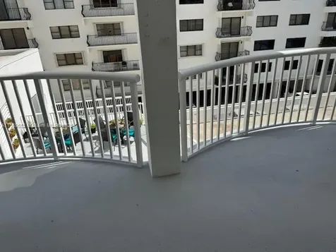 5401 Collins Avenue Miami Beach FL 33140