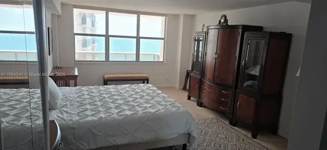 6039 Collins Avenue Miami Beach FL 33140