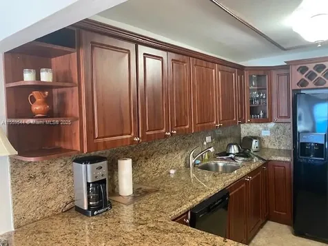 6039 Collins Avenue Miami Beach FL 33140