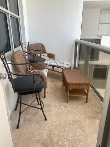 6039 Collins Avenue Miami Beach FL 33140