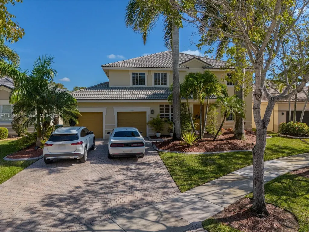 1255 Skylark Drive Weston FL 33327