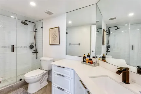 1900 Sunset Harbour Drive Miami Beach FL 33139