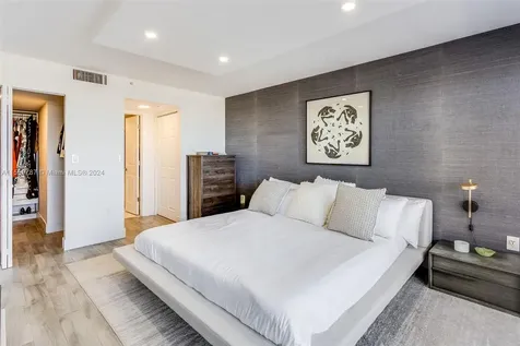 1900 Sunset Harbour Drive Miami Beach FL 33139