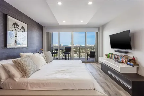 1900 Sunset Harbour Drive Miami Beach FL 33139
