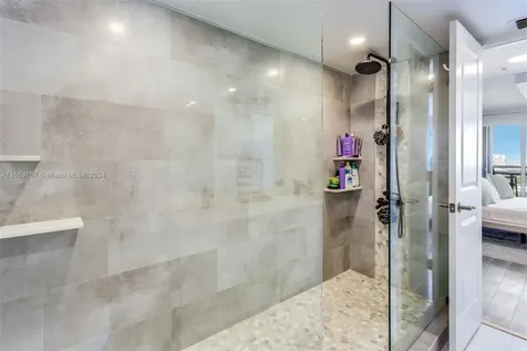 1900 Sunset Harbour Drive Miami Beach FL 33139
