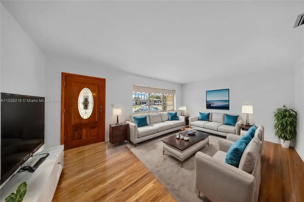 1249 Raven Avenue Miami Springs FL 33166