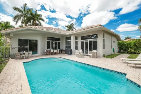 1611 Victoria Pointe Lane Weston FL 33327