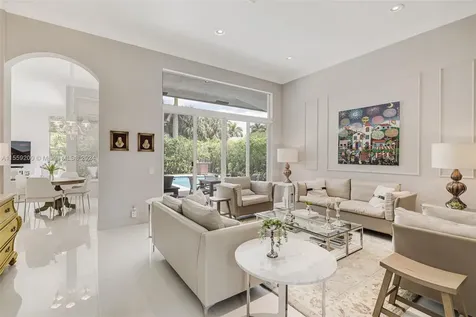 1611 Victoria Pointe Lane Weston FL 33327