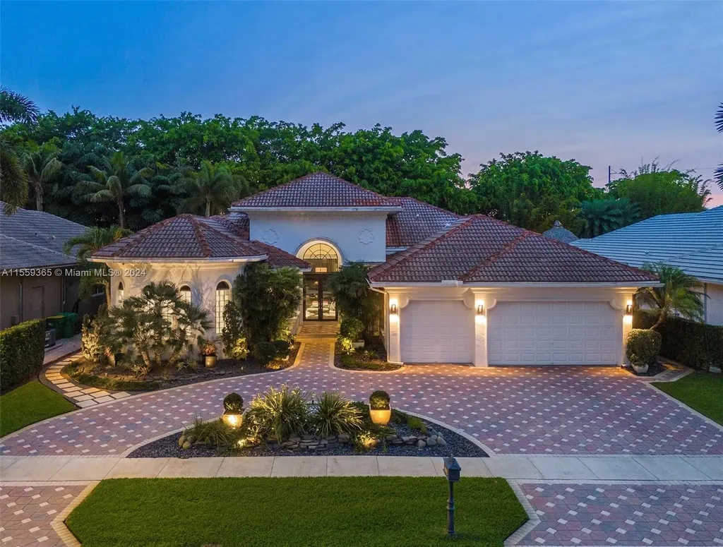11042 Blue Palm Street Plantation FL 33324