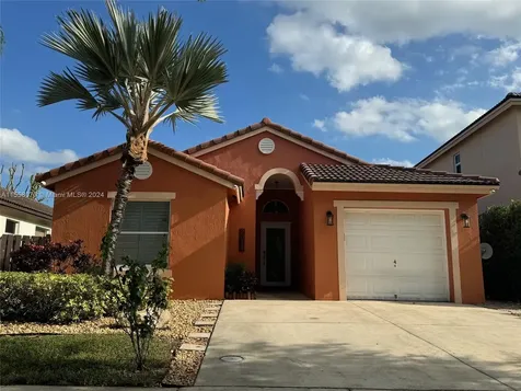 2034 SE 13th Street Homestead FL 33035