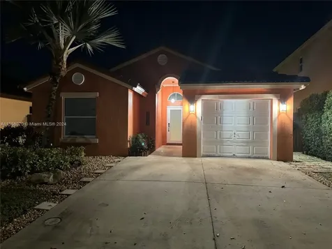 2034 SE 13th Street Homestead FL 33035