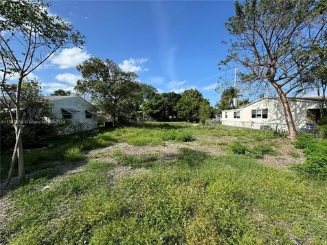 2205 Coolidge Street Hollywood FL 33020