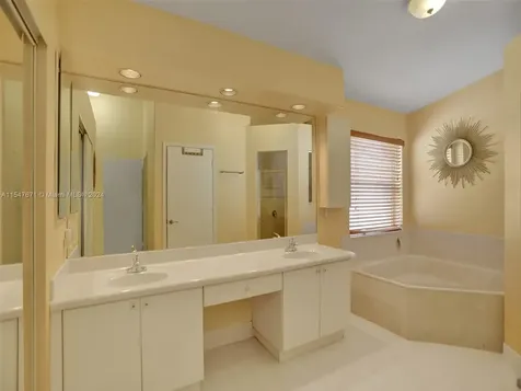 18492 NW 24th Street Pembroke Pines FL 33029