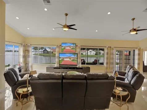 18492 NW 24th Street Pembroke Pines FL 33029