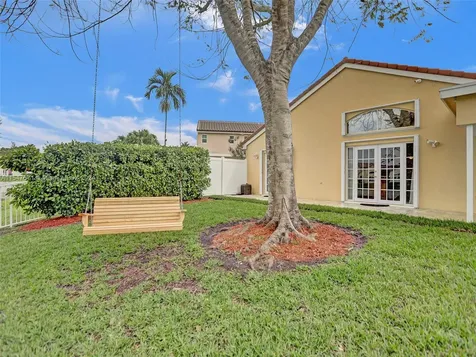 18492 NW 24th Street Pembroke Pines FL 33029