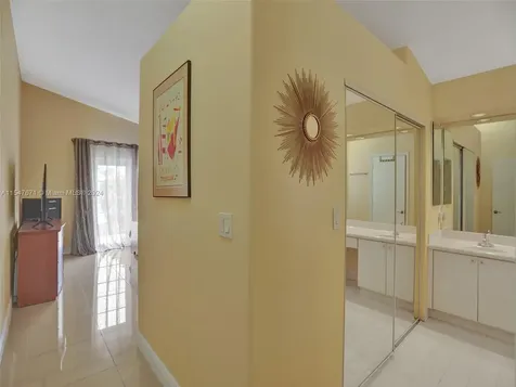 18492 NW 24th Street Pembroke Pines FL 33029