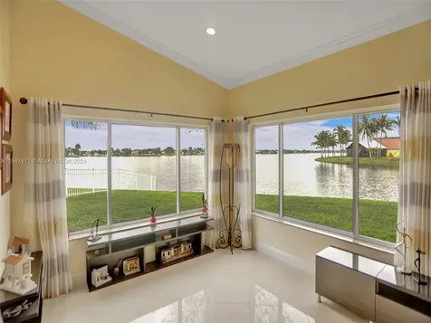 18492 NW 24th Street Pembroke Pines FL 33029