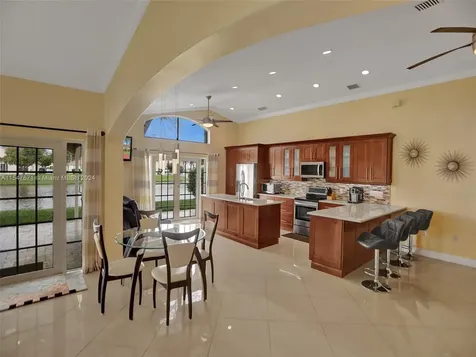 18492 NW 24th Street Pembroke Pines FL 33029
