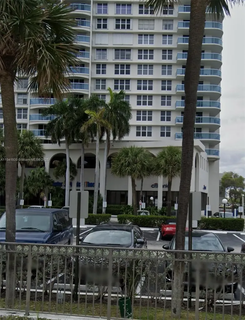 3800 S Ocean Drive Hollywood FL 33019