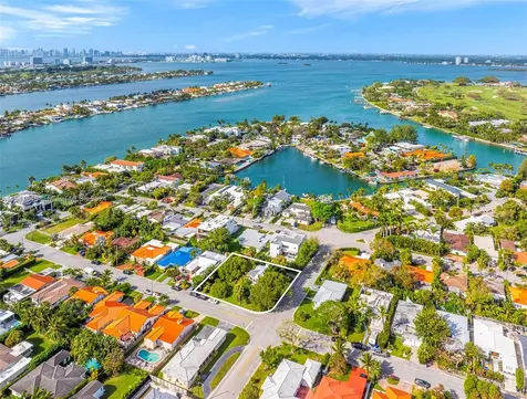 1000 89th Street Surfside FL 33154