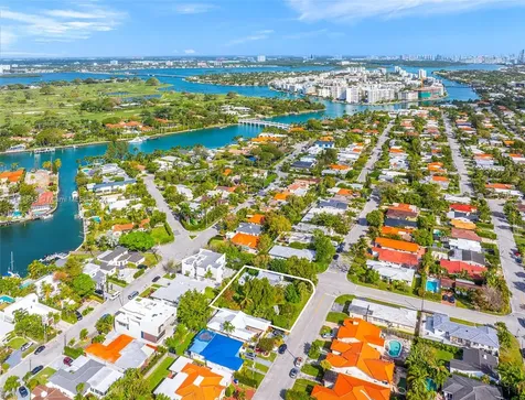 1000 89th Street Surfside FL 33154