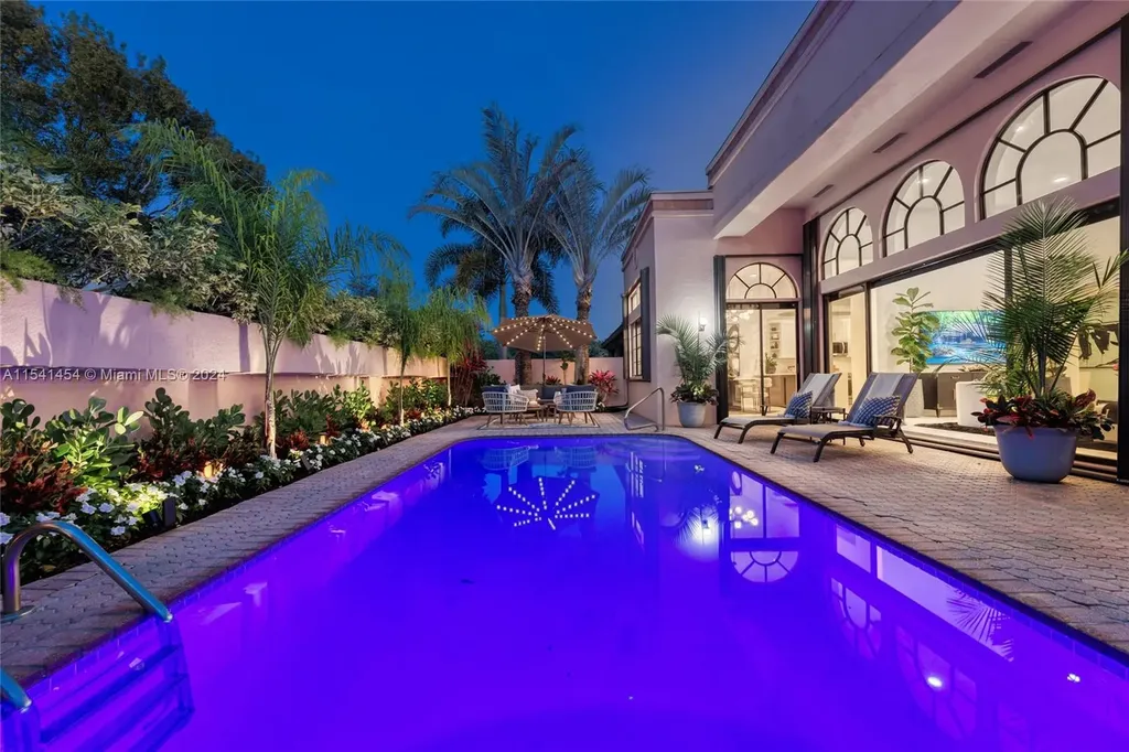 6492 Via Rosa Boca Raton FL 33433