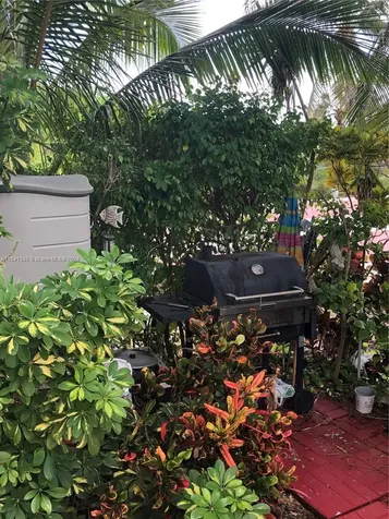 5445 Collins Avenue Miami Beach FL 33140