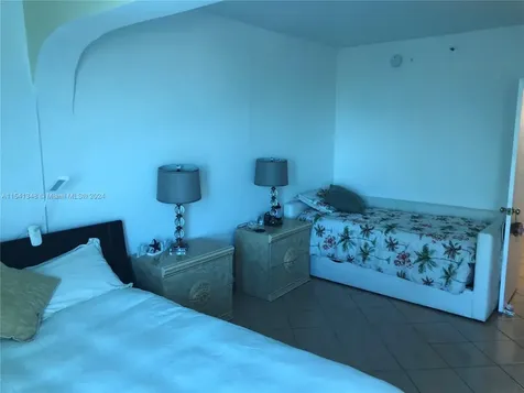 5445 Collins Avenue Miami Beach FL 33140