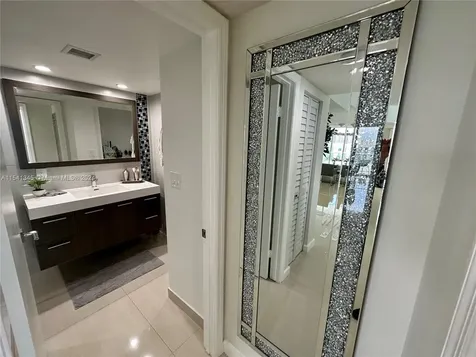 16485 Collins Avenue Sunny Isles Beach FL 33160