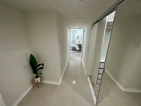 16485 Collins Avenue Sunny Isles Beach FL 33160