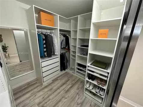 16485 Collins Avenue Sunny Isles Beach FL 33160