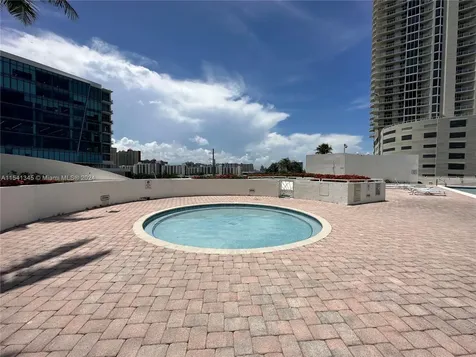 16485 Collins Avenue Sunny Isles Beach FL 33160