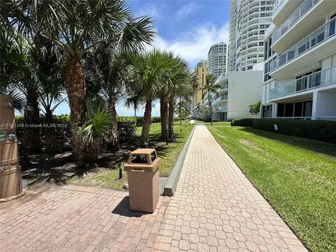 16485 Collins Avenue Sunny Isles Beach FL 33160