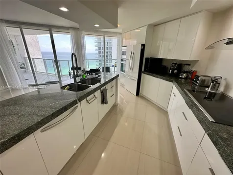 16485 Collins Avenue Sunny Isles Beach FL 33160